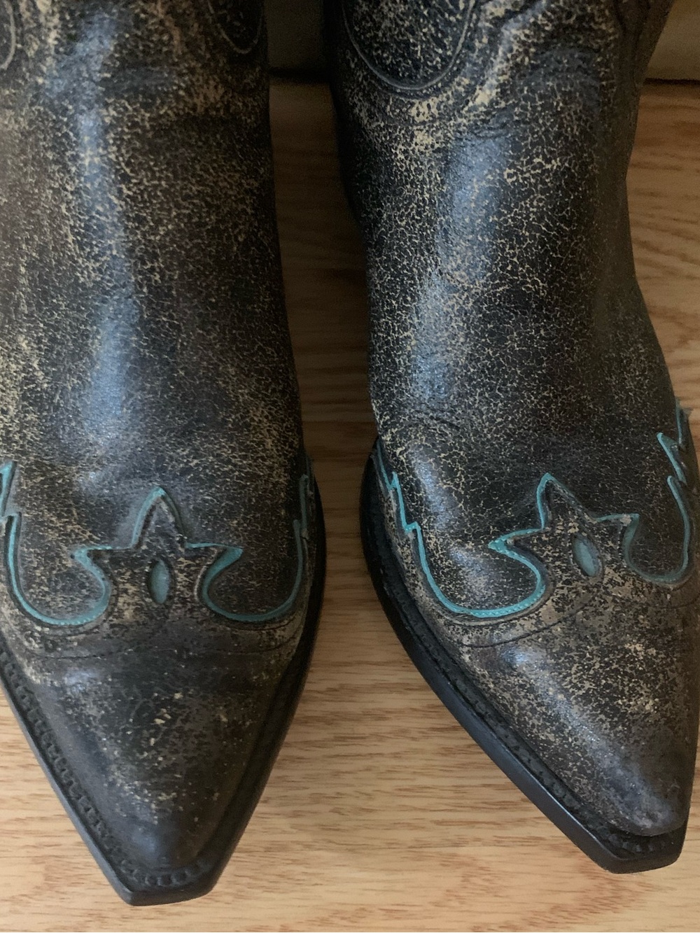 Old Gringo Distressed Brown Leather Western Boots with Teal Stitching Size 9 1/2 - Picture 4 of 14